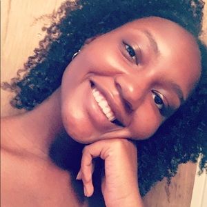 Meet your Posher, Casey